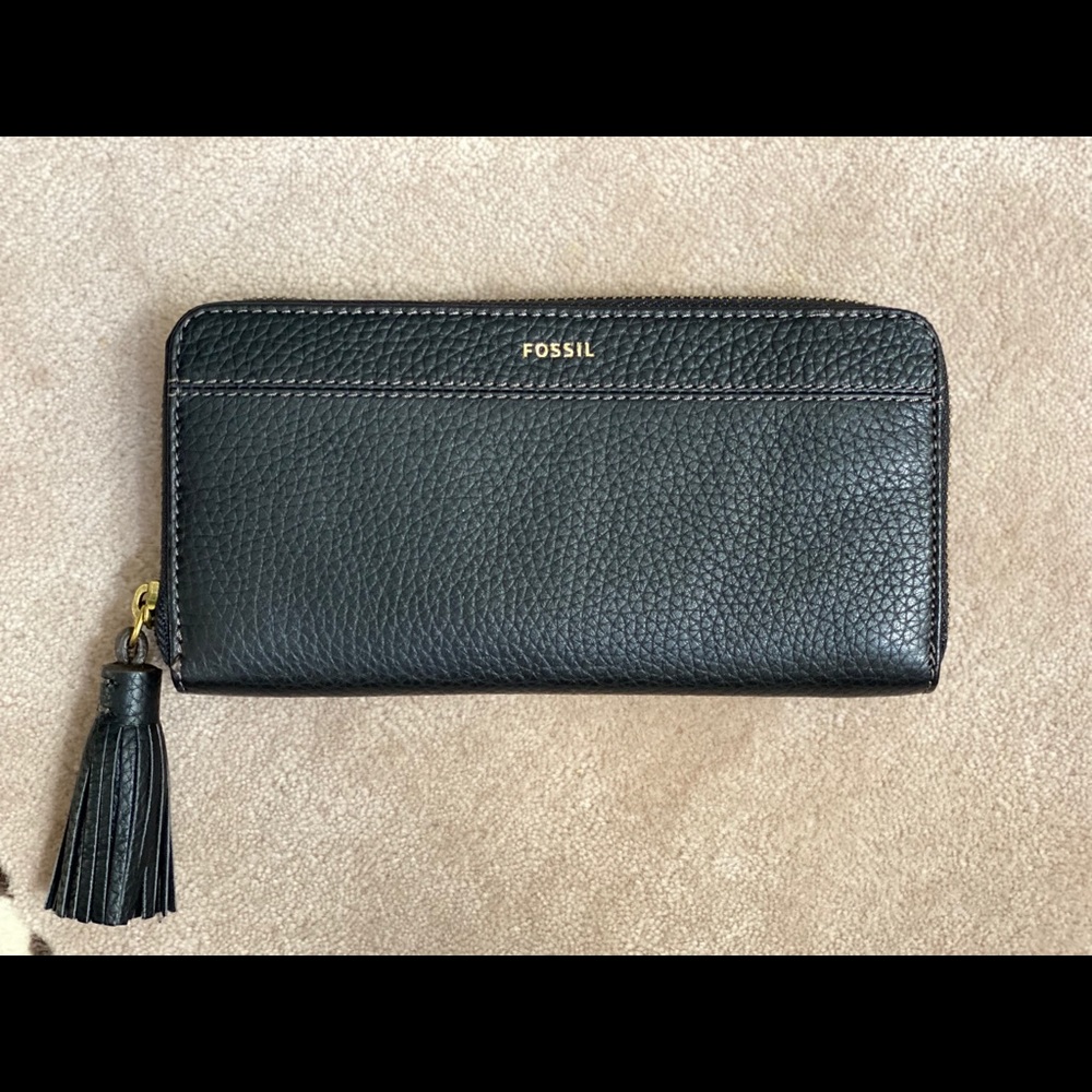 FOSSIL ZIPPY WALLET